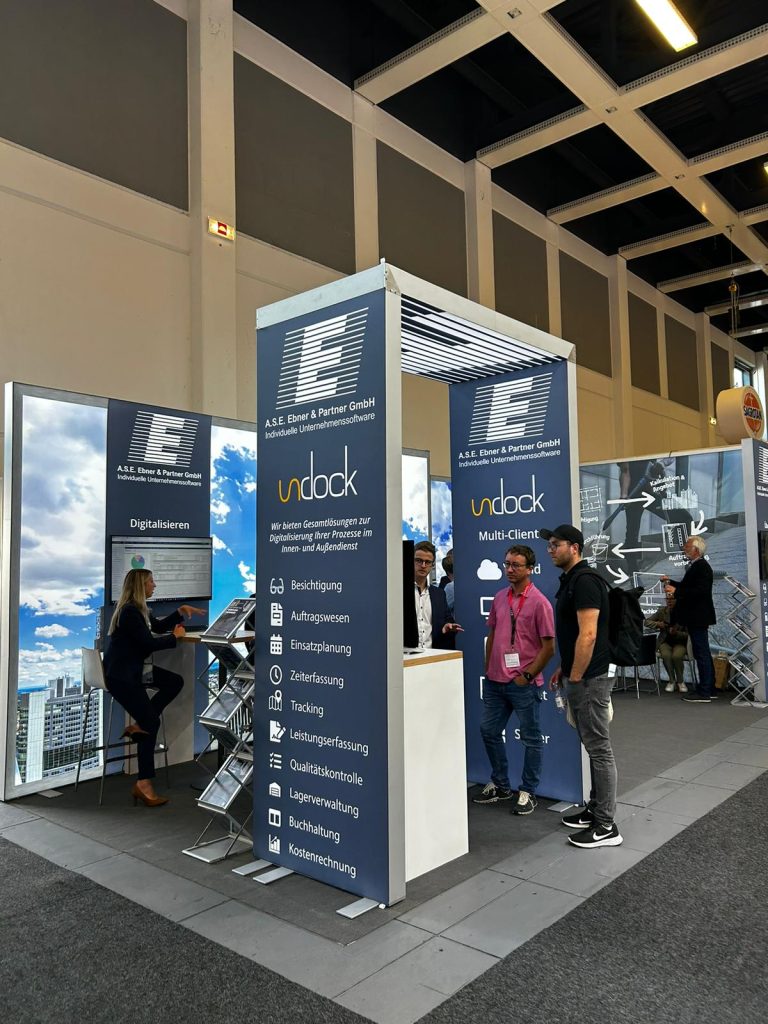 Messestand von ASE Ebner und Partner auf der CMS Messe 2023